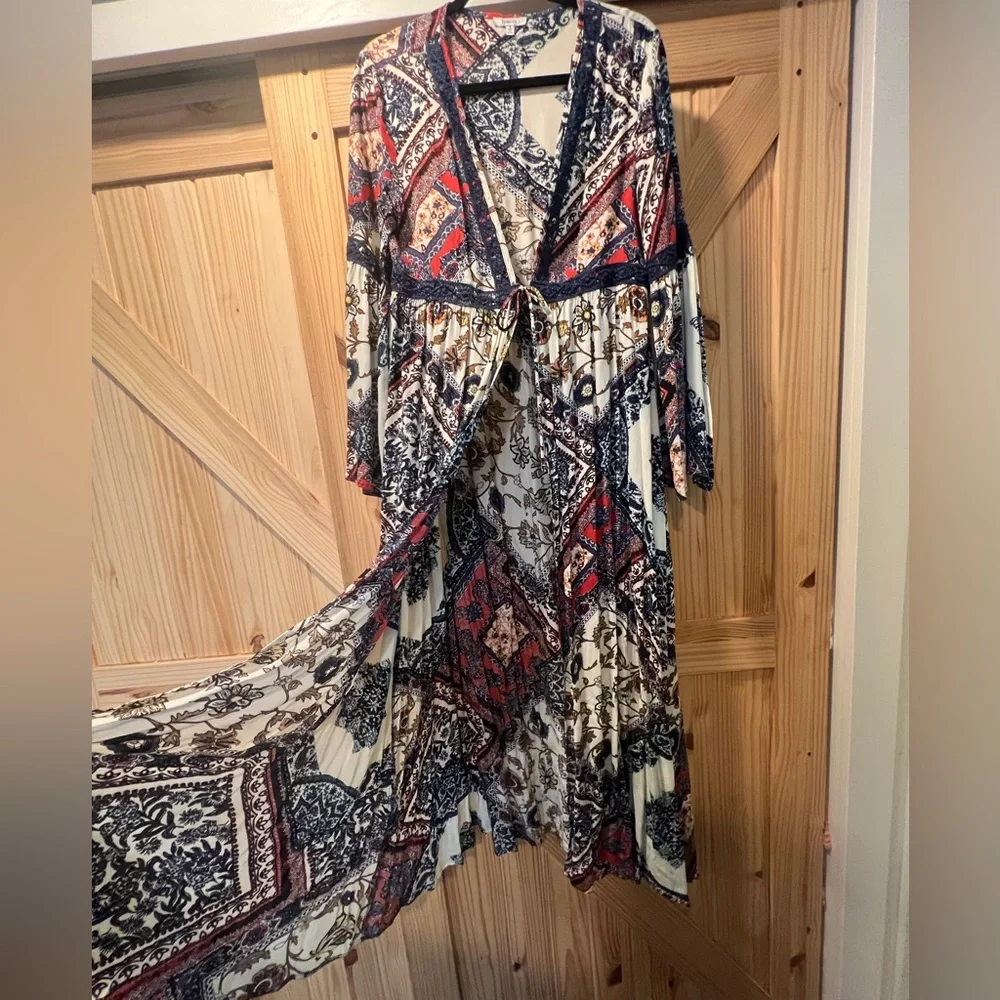 Kimono - Picture 2 of 5